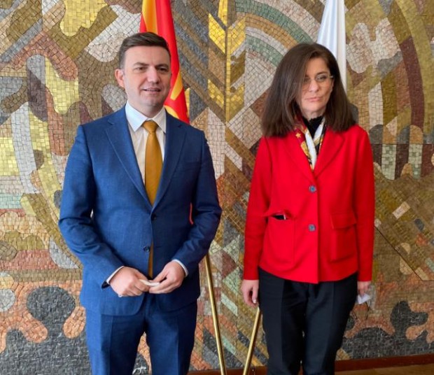 "МКД" (РСМ): България е предложила да съдейства за извеждането на македонските дипломати от Украйна, ако е необходимо