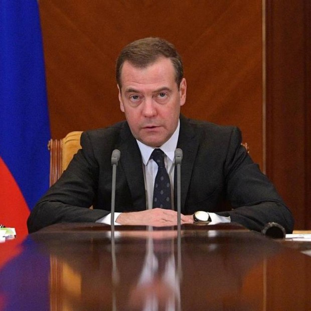 Дмитрий Медведев: Украйна се превърна в играчка в ръцете на САЩ и НАТО