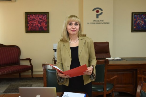 Омбудсманът Диана Ковачева предупреди, че центрове за хора в риск затварят врати заради сметките за ток и газ