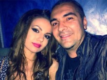 Невена Цонева трогна мъжа си с любовни снимки
