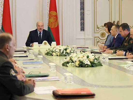Александър Лукашенко: Русия и Беларус ще отговорят съвместно, ако Украйна нападне Донбас