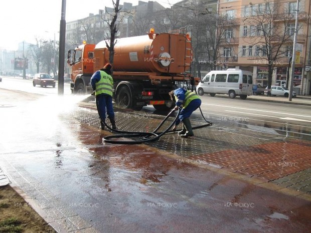 Започва извършване на миене на улици и булеварди в София