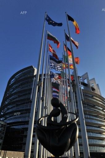 Опасни вещества на работното място: ЕП одобри споразумение за по-строги правила на ЕС