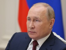 Reuters: Путин заяви, че може да признае самопровъзгласилите се републики в Донбас