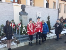 С поднасяне на венци и цветя Смолян отбеляза 149 години от гибелта на Васил Левски