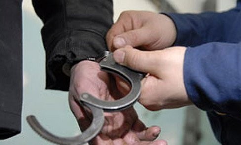 Млад мъж е задържан в РУ-Търговище за срок до 24 часа млад за притежание на наркотично вещество