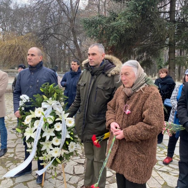 Национално обединение на десницата: Да помним и следваме герои като полк. Дрангов, дали живота си за България, а не за чужди армии