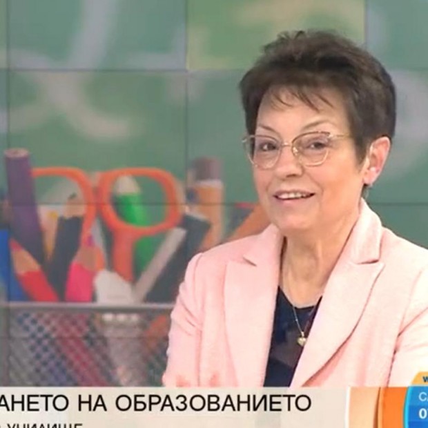 Ирена Анастасова, БСП: Учебното съдържание е направено тежко и неразбираемо за децата