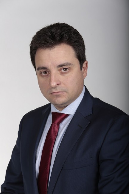 Зам.-министър Димитър Данчев: Олио има, няма основания за паника