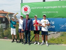 Виторио Станков и Валерия Гърневска са шампионите на международния турнир до 14 г. в Санта Марина