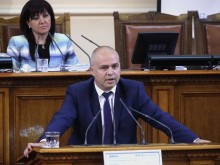 Георги Свиленски: Защо "Възраждане" брани председателя на ГЕРБ в парламента?
