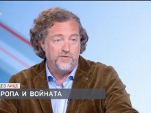 Иво Христов: Внушава ни се, че доставките на оръжие са проява на хуманност, а миролюбието е патология