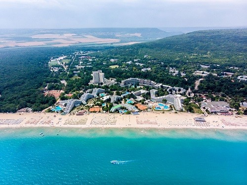Курортният комплекс "Албена" осигурява за летния сезон места за кемпери и каравани
