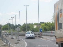 Временно е ограничено движението по път I-5 Русе - Бяла в района на Борово поради ПТП