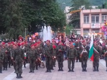 С военни почести отбелязваме Деня на Ботев и на загиналите за свободата и независимостта на България
