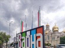 В морската столица поставиха букви с надпис "Варна"