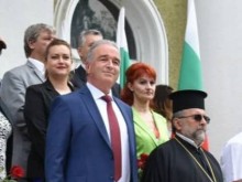 Кметът на Асеновград д-р Грудев: "Нека носим с достойнство заветите на първоучителите Кирил и Методий"