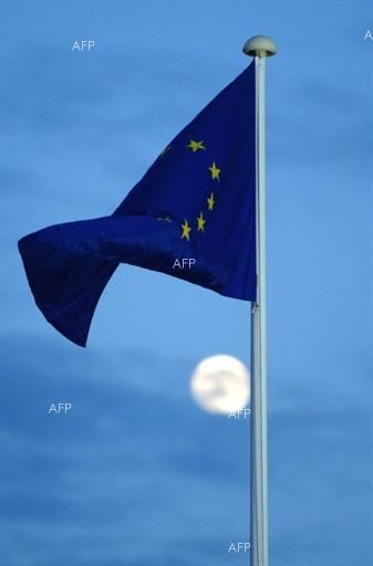 Присъединяването на Украйна към ЕС ще отнеме "без съмнение 15 или 20 години", каза представител на френското правителство