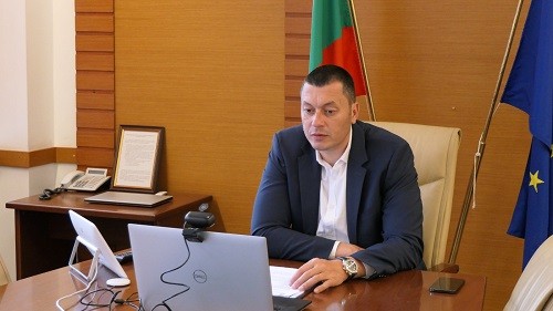 Заместник-министър Стефан Бурджев се срещна със земеделски производители от община Червен бряг