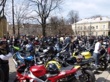Министър Николай Събев: Ще внесем предложения за промени в няколко законопроекта за подобряване на безопасността на мотористите