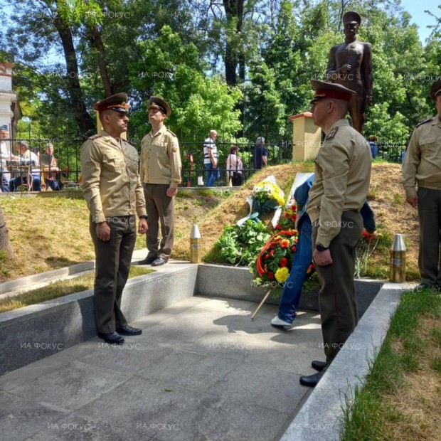 Военна академия Г.С. Раковски отбеляза 105 години от героичната гибел на полковник Борис Дрангов