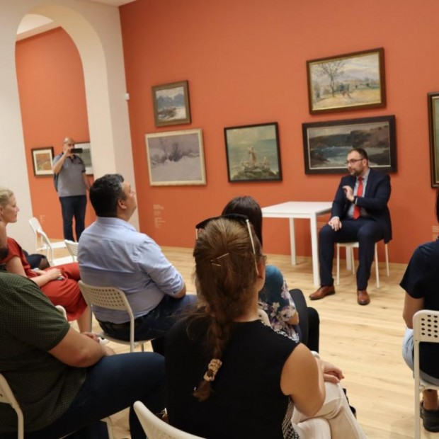 Зам.- кметът на Пловдив Пламен Панов изнесе лекция на дипломати, участници в обучение за културата и традициите на България