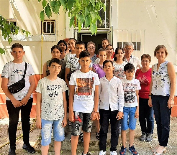 Ученици от Kубрат приключиха участието си в проект за Холокоста
