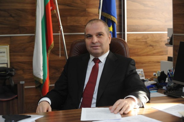 Министър Гроздан Караджов: Закъснение в работата по АМ "Хемус" и пътя Видин-Ботевград няма да има