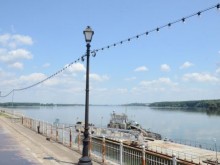 Монтират декоративно осветление по брега на Дунав между Речна гара и "Телеграфа"