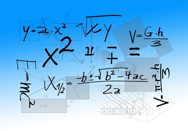 30 хил. десетокласници ще получат точки по математика заради формули без скоби