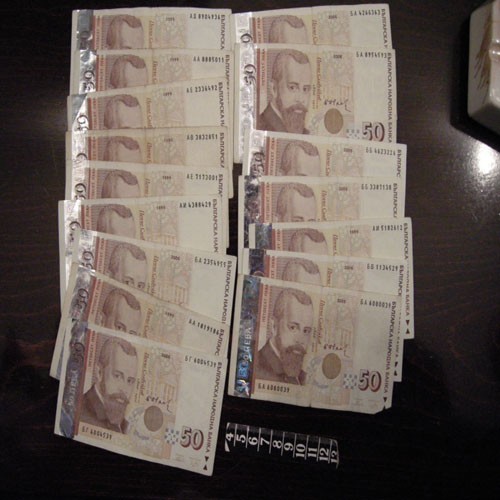 Двама мъже и една жена са привлечени като обвиняеми от Окръжна прокуратура – Варна за пране на пари, придобити чрез банкова измама