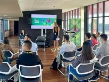 Нова инициатива - Младежки лаборатории за иновативни идеи "Здравословен начин на живот за всички" обяви Мария Габриел