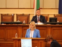 Мая Димитрова, БСП: Апелирам към колегите депутати да не спекулират с думи като "гражданска война", опасно е