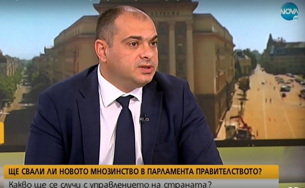 Филип Попов, БСП: Президентът работи заедно с Бойко Борисов за сваляне на правителството