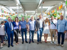 Председателят на СОС Георги Георгиев откри фермерски пазар "Оряхово" в жк Надежда 4