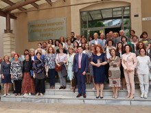 Пълна подкрепа за Български национален културен институт заявиха участниците в Националната конференция по инициатива на вицепрезидента Йотова "Език свещен"
