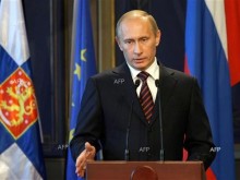 Путин призова БРИКС за сътрудничество пред "егоистичните действия" на западните страни, а китайският президент разкритикува "злоупотребата" със санкции