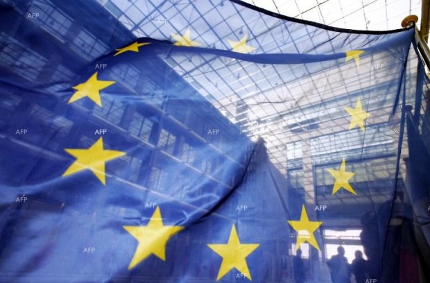 Лидерите от ЕС решиха Украйна и Молдова да получат официален статут на кандидати за членство в съюза