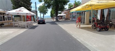 Бургас: Обновиха частта от ул. "Брацигово", която води към плажа