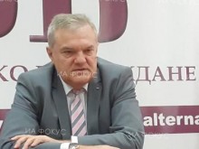 Румен Петков пред руското посолство: Трябва да се постигне разбирателство двете ноти на България и на Русия да не бъдат довеждани до крайната си фаза