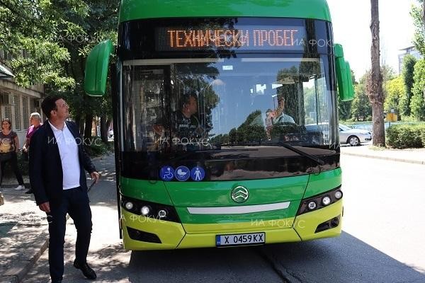 Новите електрически автобуси вече са в Хасково