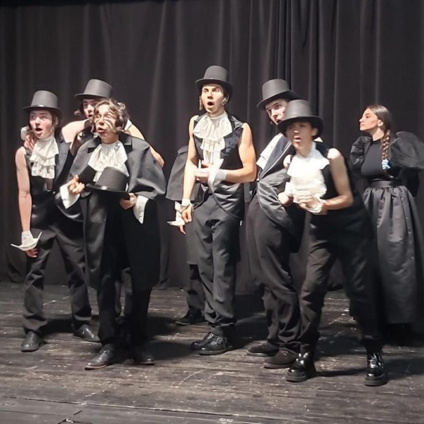 Спектакълът "Нос" е победител на юбилейното издание на Националния ученически театрален фестивал "Климент Михайлов"