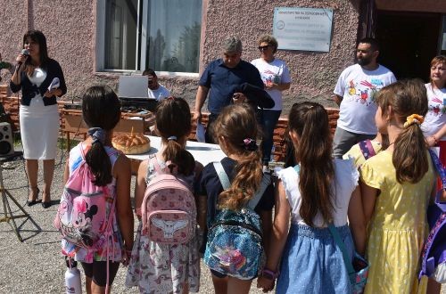 Заместник-кметът Хабибе Расим пожела "На добър час!" на лятна академия "1, 2, 3 Старт!"