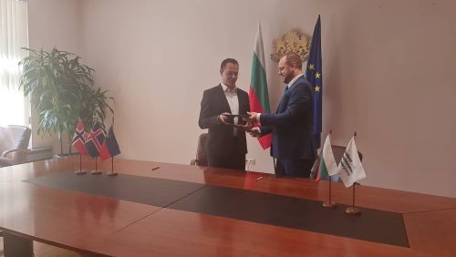 Кметът на Добрич Йордан Йорданов подписа договор за реализацията на проект Интегриране на мерки и дейности за адаптация към климатичните промени"