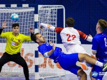 Нидерландия и Австрия са на полуфинал на Европейския шампионат по хандбал във Варна