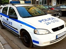 При акция на СДВР е задържан водач, шофирал с невалидно свидетелство за управление на МПС, в колата му са открити и иззети полицейска лампа и две радиостанции