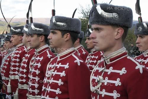 Представителнa гвардейска част с българския флаг ще води пешия марш за Деня на Бастилията в Париж