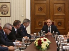 Президентът Радев: Трябва да се намери консенсус между политическите сили, за да се избегне задълбочаването на кризите