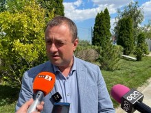 Министър Иван Иванов: В бюджета са предвидени 450 млн. лв. за чувствителните сектори