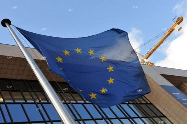 Европейската комисия предлага план за намаляване на търсенето на газ, за да подготви ЕС за ограничаване на доставките